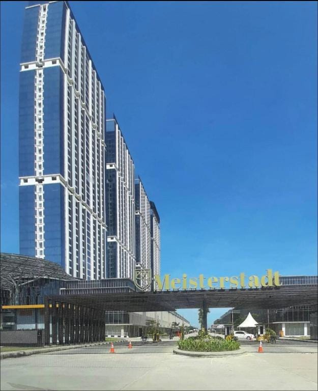 Pollux Habibie Lvl 52 Sea View w/Gym&Pool+Netflix Apartment in Riau Islands, Indonesia