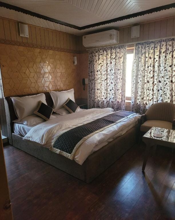 De-Villaz The luxury stay Vacation rental in India