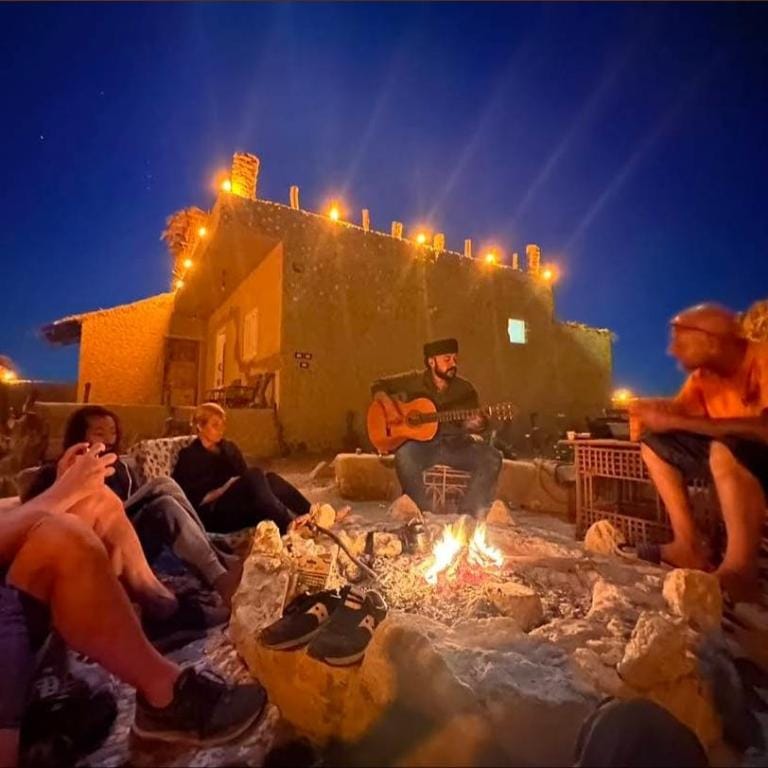 Hot spring,Daily guitar nights,Camping and fire Vacation rental in Egypt