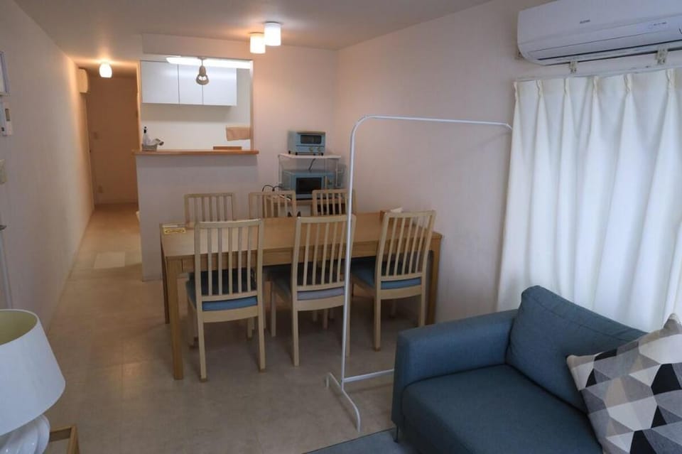 8路線使用可能！アクセス抜群/池袋駅より徒歩5分/最大11名/Wi-Fi完備/まるごと3LDK Apartment in Shinjuku