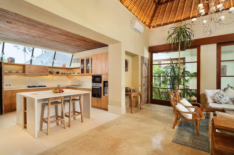 Blue Sky Hill 3 BR Private Pool Villa ZN44 Villa in Kuta Selatan