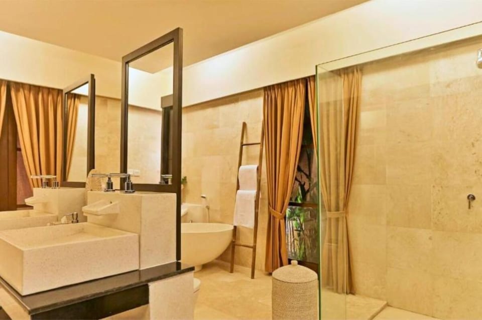 Tryphena 3 BR Private Pool Villa ZN37 Villa in Kuta Selatan