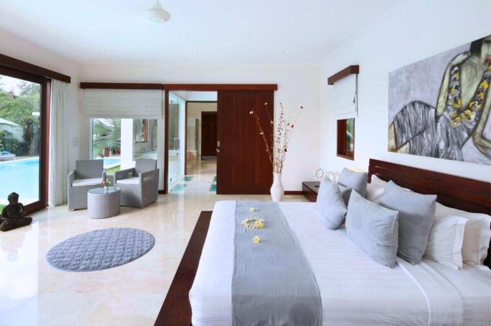 Castle Guinevere 5 BR Private Pool Villa ZN36 Villa in Kuta Selatan