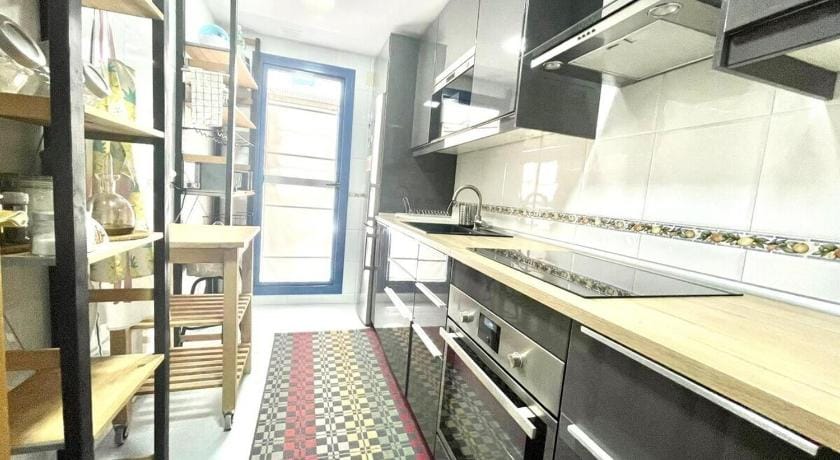 Calu Homes Duplex cerca playa de Huelin Apartment in Malaga