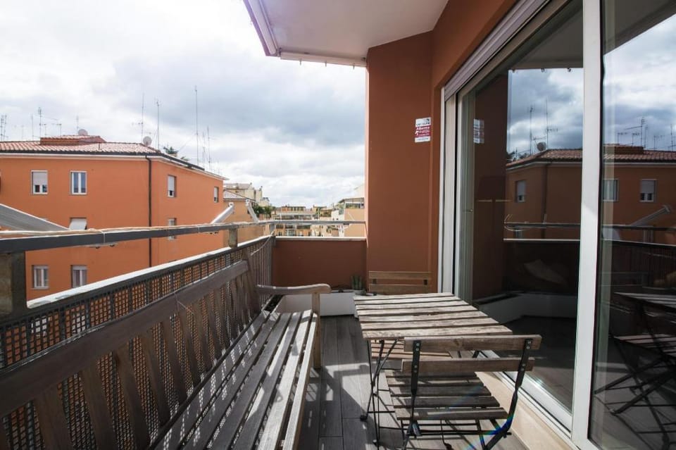 Time 4 Rome in Rome with 1 bedrooms and 1 bathrooms Apartment in Rome