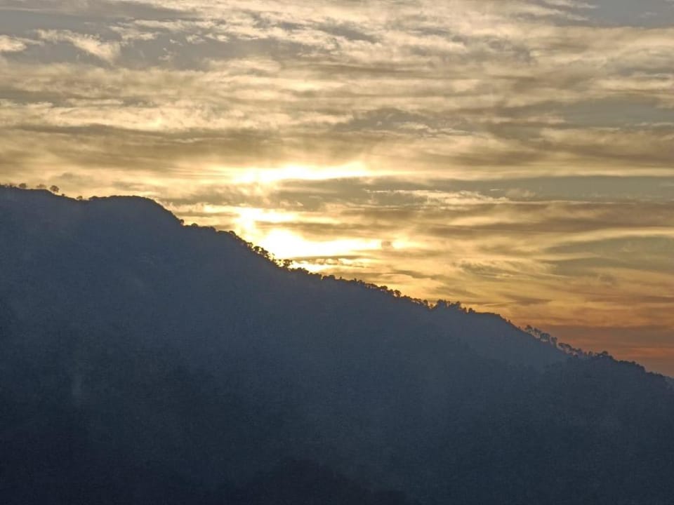 Fabulous sunrise view Apartment in Himachal Pradesh
