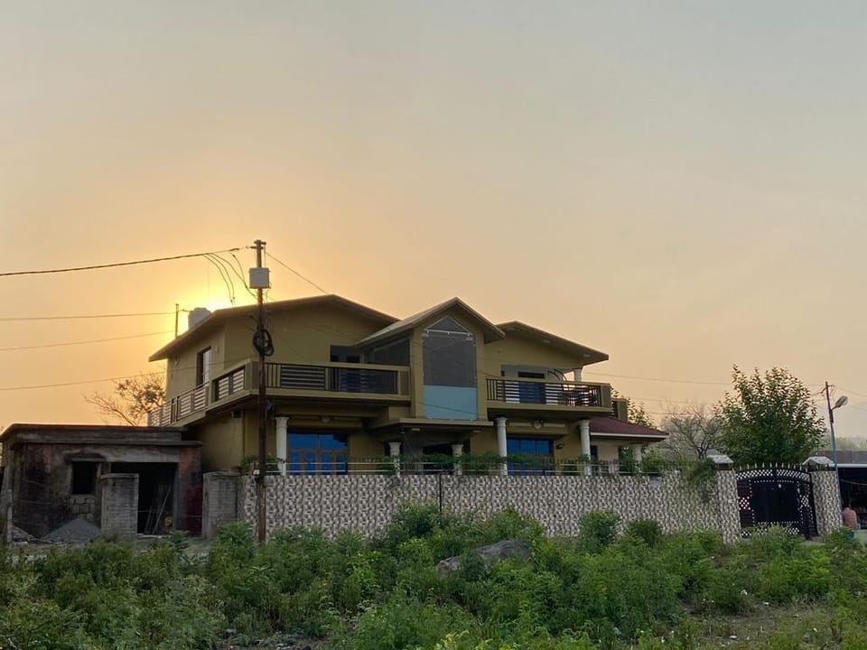 Hideout By The Hills : Dehradun Villa in Dehradun