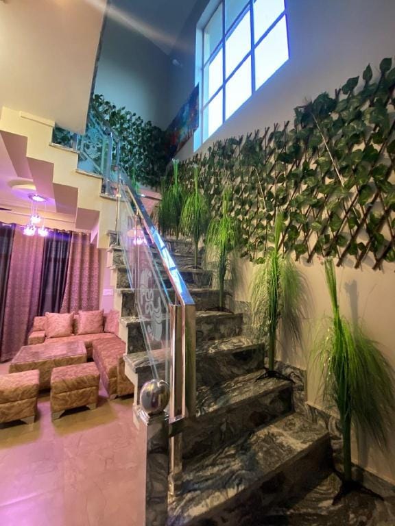 Hideout By The Hills : Dehradun Villa in Dehradun
