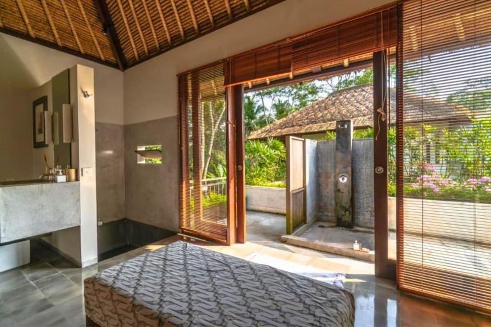 Peaceful 3 BR Private villa Rice field view ZN19 Villa in Tampaksiring