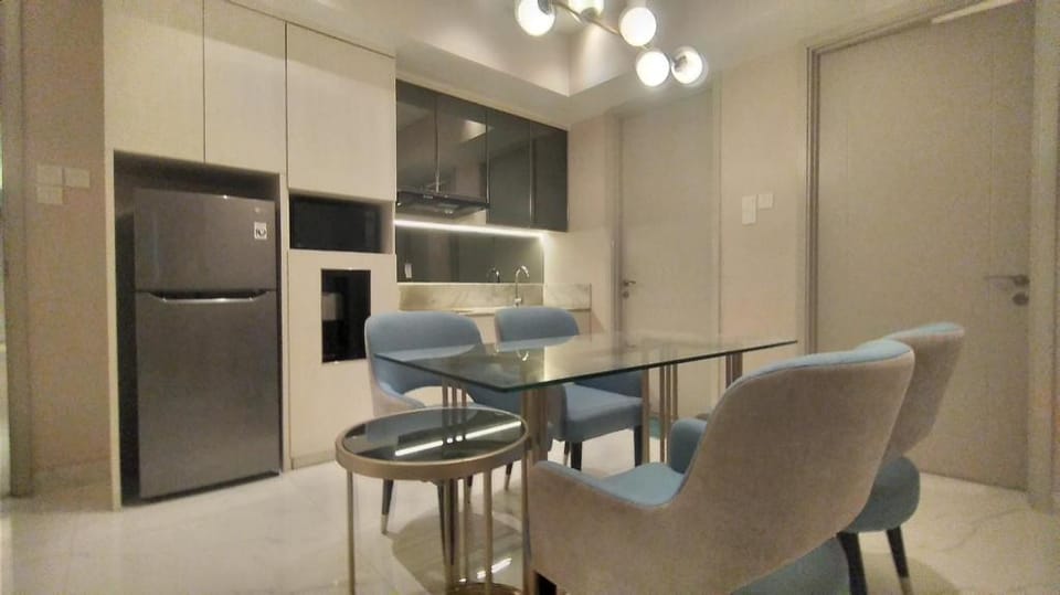 Deolinda 2BR at Laviz Mansion by Kondoku Apartment in Surabaya