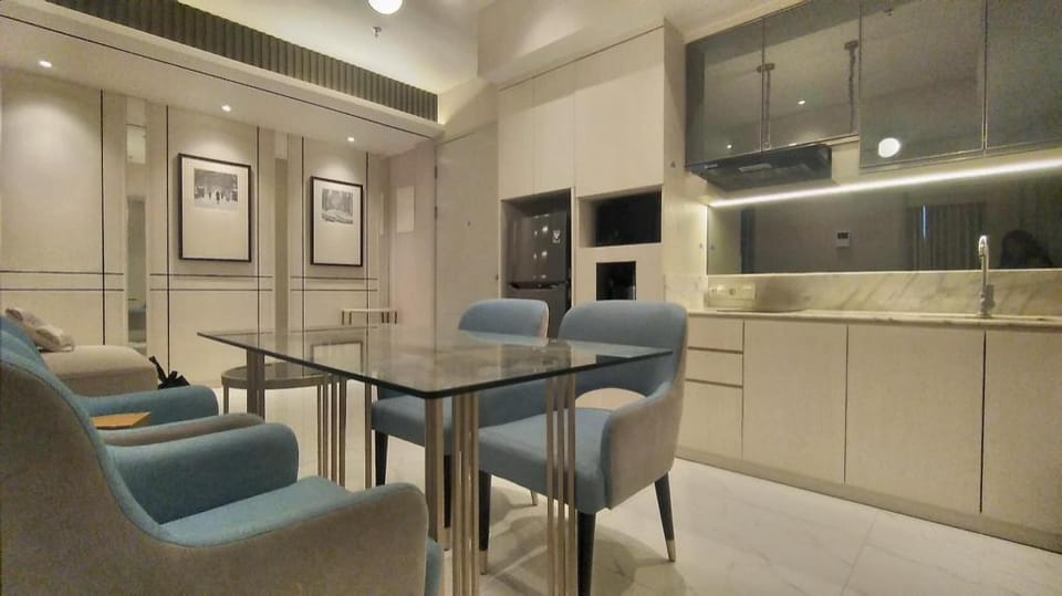 Deolinda 2BR at Laviz Mansion by Kondoku Apartment in Surabaya