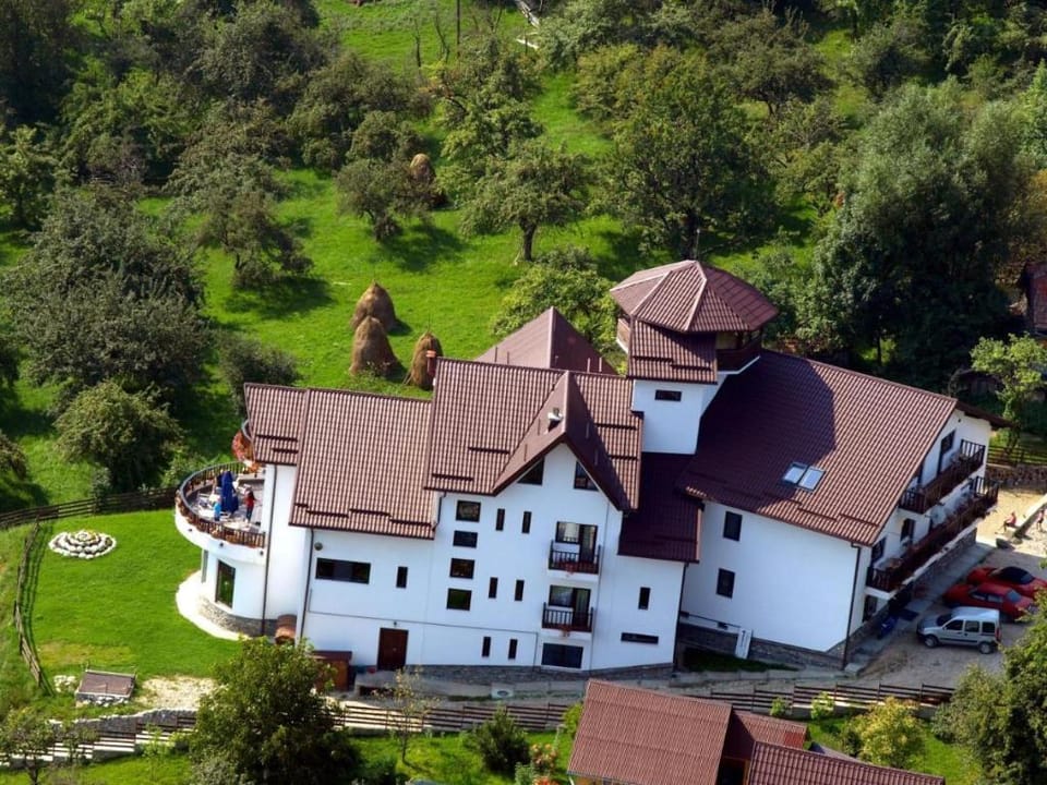 Transylvanian Inn Vilă în Predeluț, Bran  Villa in Bran
