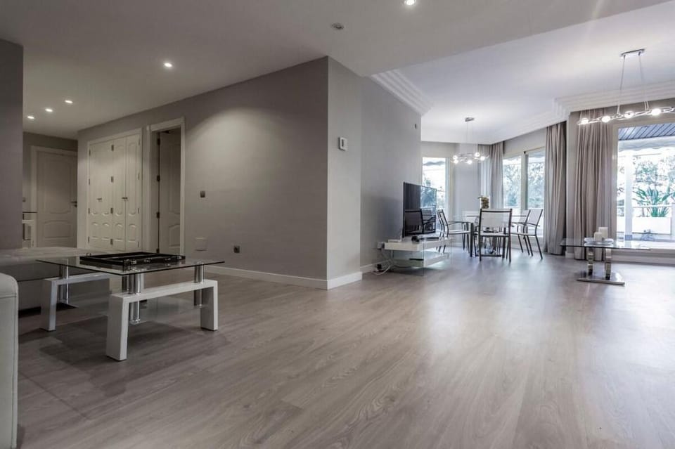 Molo Aloha  apartment near Banus Vacation rental in Marbella