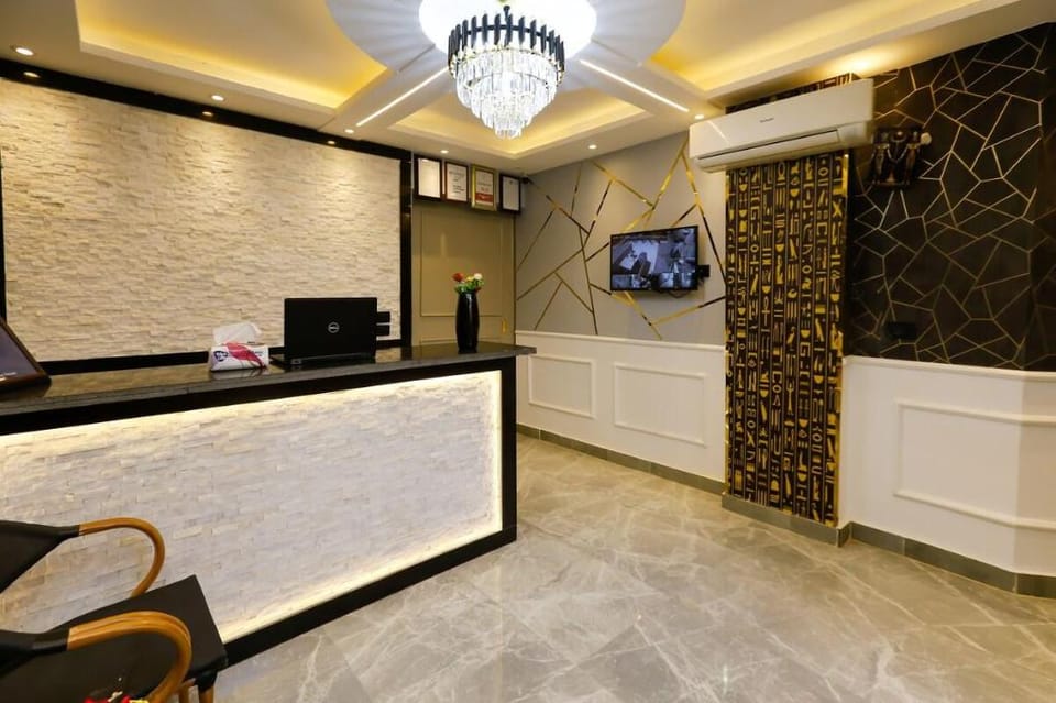 Pyramid Paradise: Luxe Retreat with Giza Views Vacation rental in Egypt