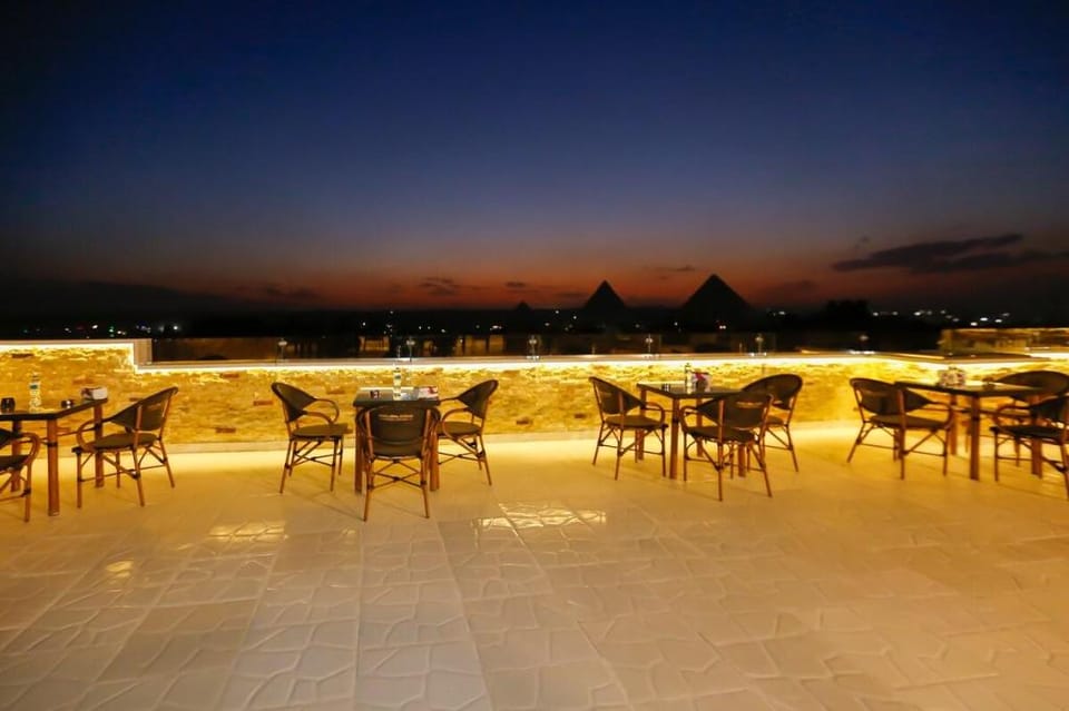 Pyramid Pinnacle: Exclusive Accommodations in Giza Vacation rental in Egypt