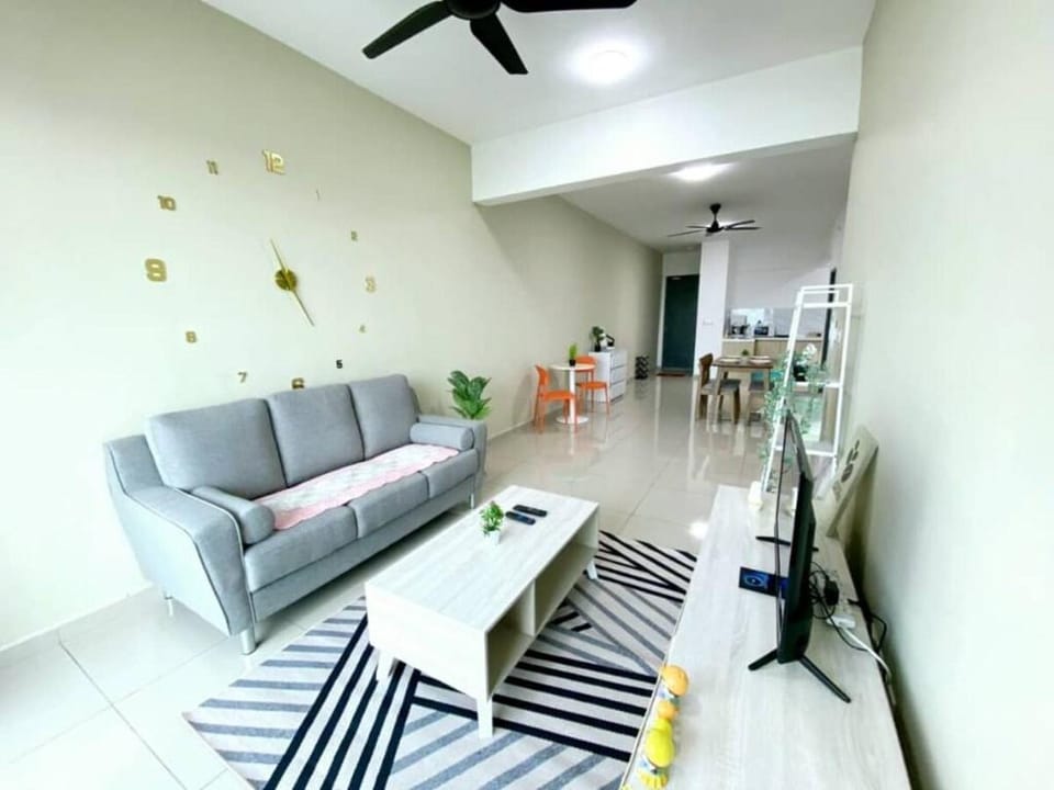 City Living 3Bedroom @Metropol BM Apartment in Penang