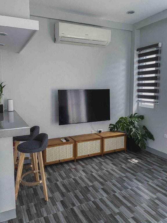 Skye-Lounge Inn Apartment in Ilocos Region