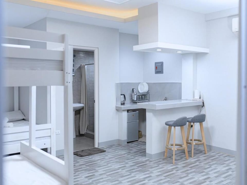 Skye-Lounge Inn Apartment in Ilocos Region