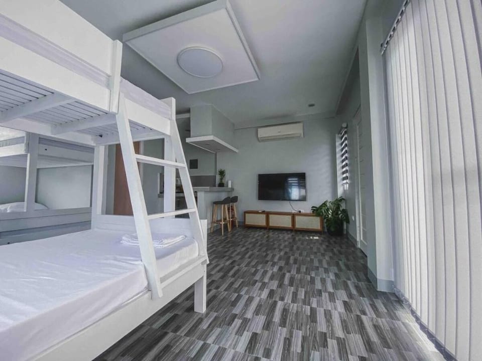 Skye-Lounge Inn Apartment in Ilocos Region