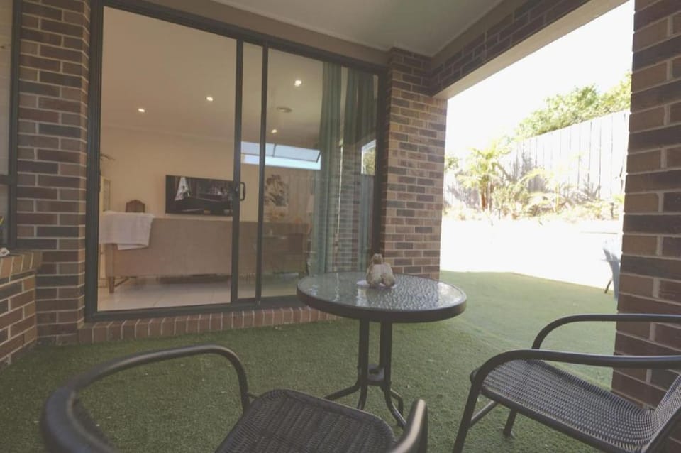 StayAU 4BR Designer Home in Knox Vacation rental in Wantirna South