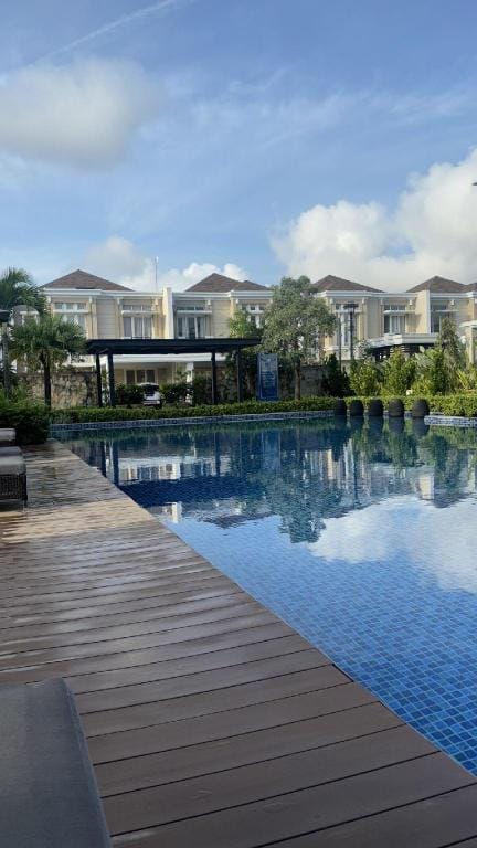 Cozy Botanical Garden House Vacation rental in Riau Islands, Indonesia