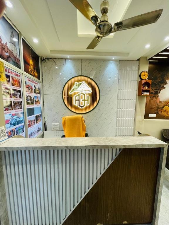ARYA GUEST HOUSE Hotel in Varanasi