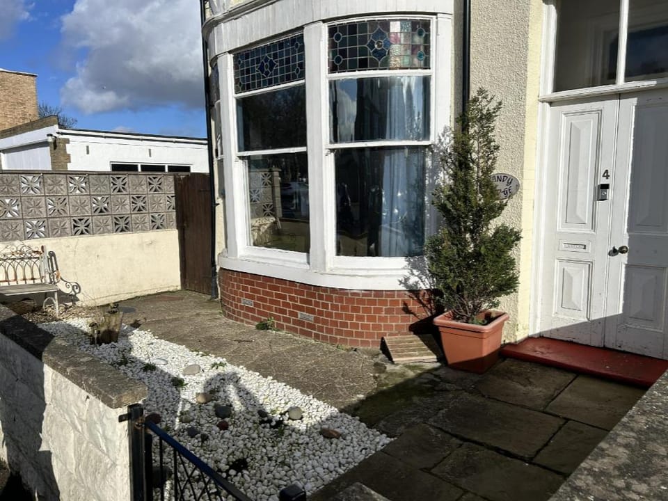 Sandy Lodge Vacation rental in England