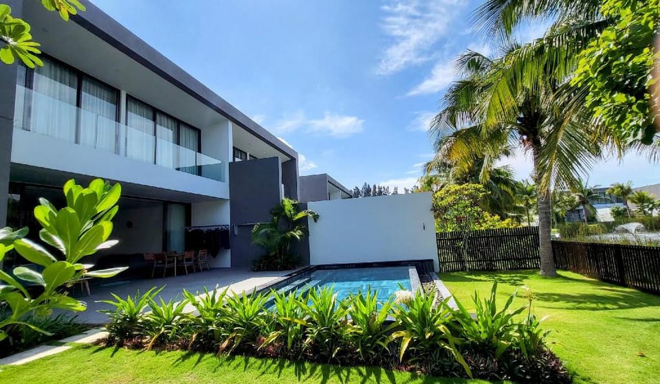 Villa Hồ Tràm cao cấp 4 phòng ngủ Sanctuary resort Villa in Ba Ria - Vung Tau