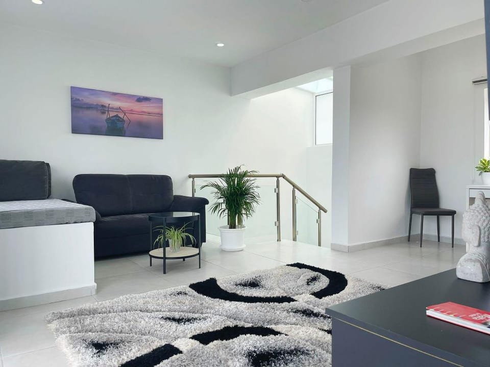 Los Arditos duplex penthouse Apartment in Sliema