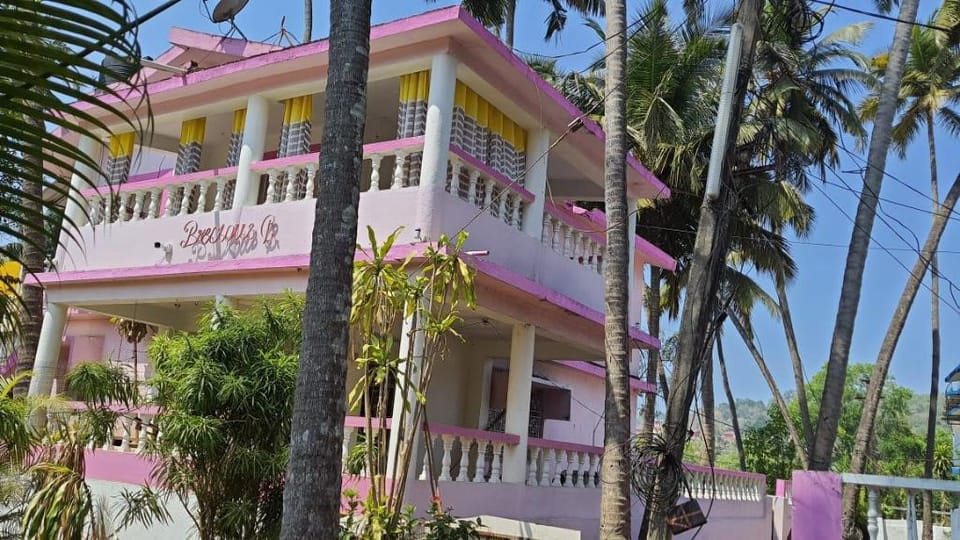 PHILIP LAKE SIDE STAY Villa in Baga