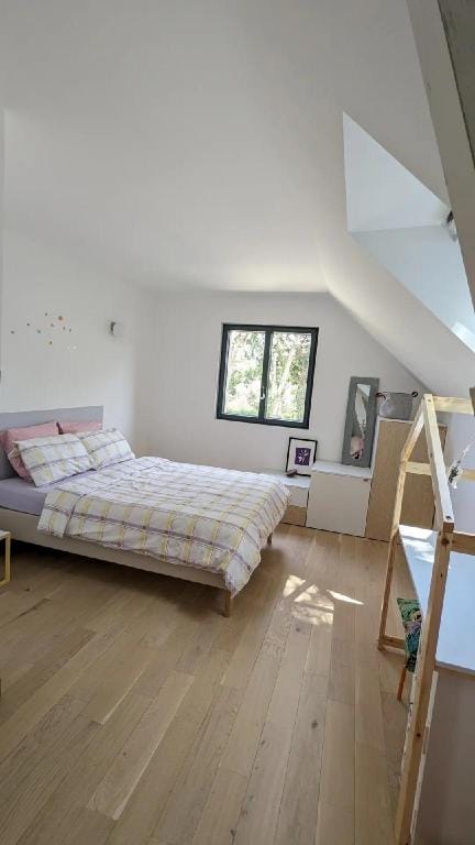 Villa Brumelle, Vue des Bords de Rance Vacation rental in Brittany