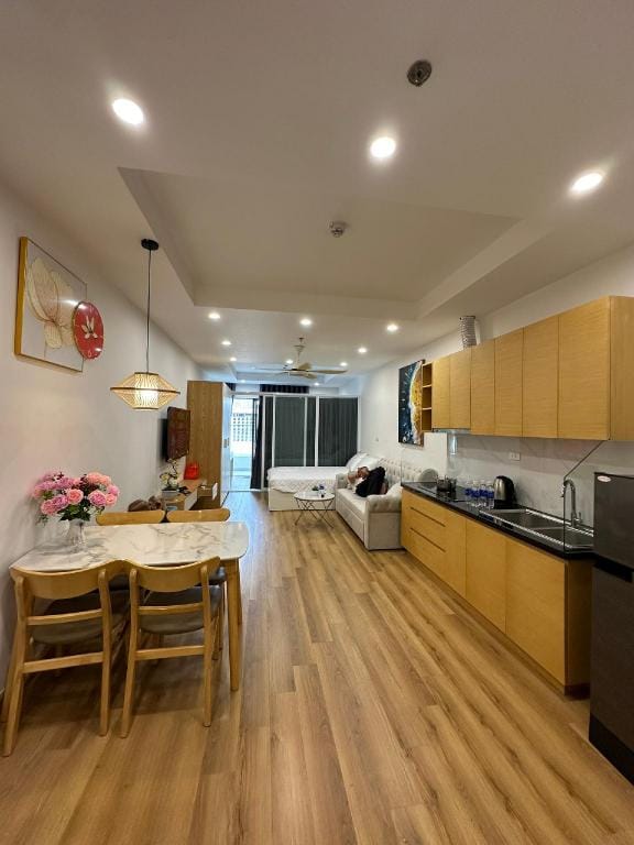 TMS luxury hotel Quy Nhơn cách biển 50m Apartment in Vietnam