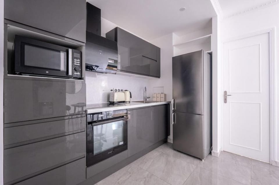 Appartement Charmant à Levallois Apartment in Levallois-Perret