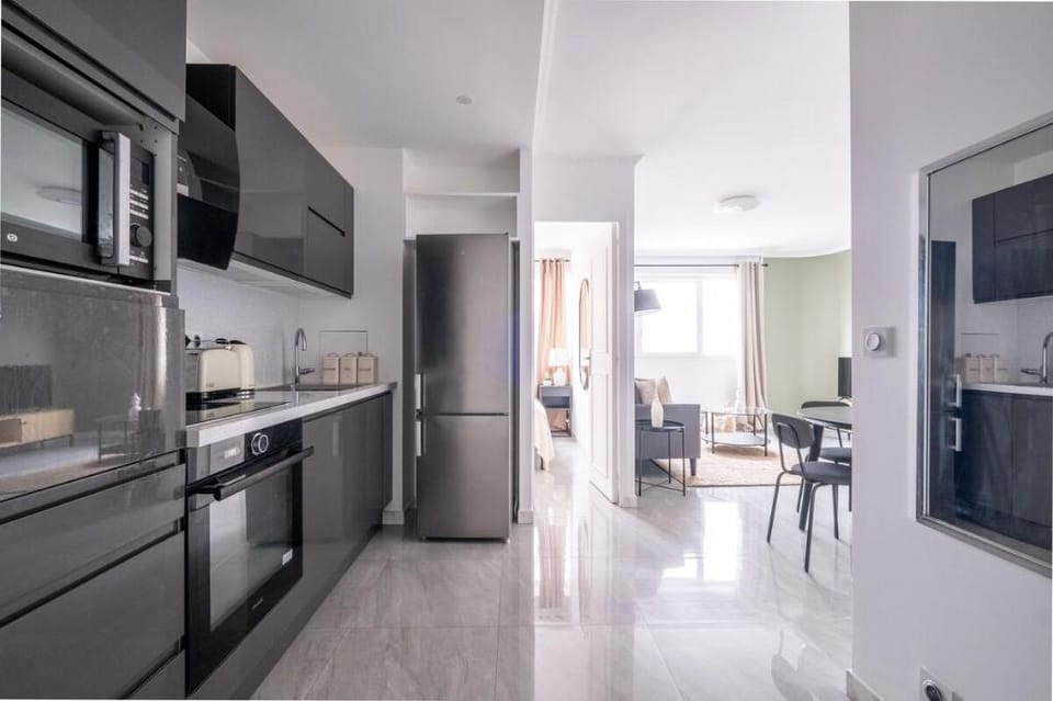 Appartement Charmant à Levallois Apartment in Levallois-Perret
