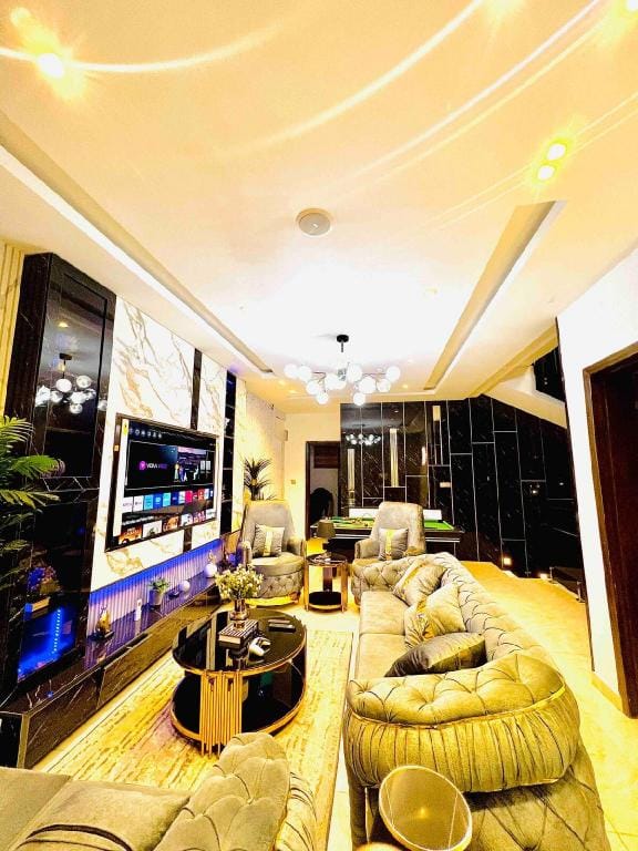 Newly built 4 Bedroom Duplex Self compound Vacation rental in Lagos, Nigeria