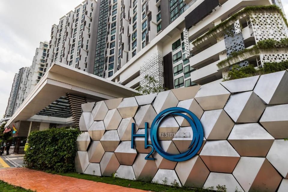 H20 Suite  20% OFF Monthly Stay Apartment in Petaling Jaya