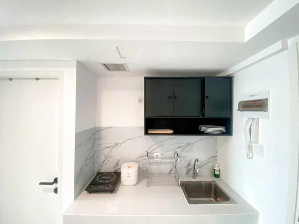 Q Deluxe by Homescape | 2+1 sofabeds | 5 Px Vacation rental in West Java