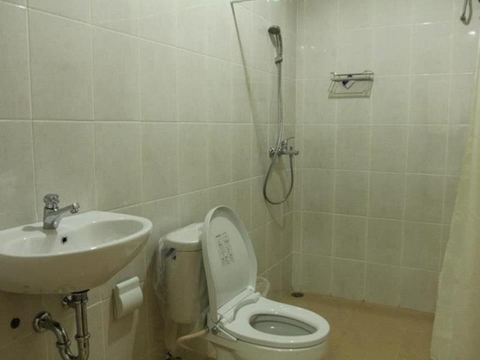 Rumah Resik ENTIRE PLACE (4BR, PREMIUM Location) Vacation rental in Bandung