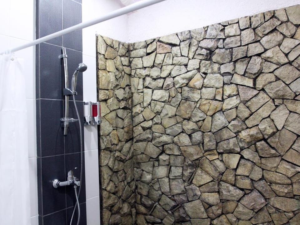 Rumah Resik ENTIRE PLACE (4BR, PREMIUM Location) Vacation rental in Bandung