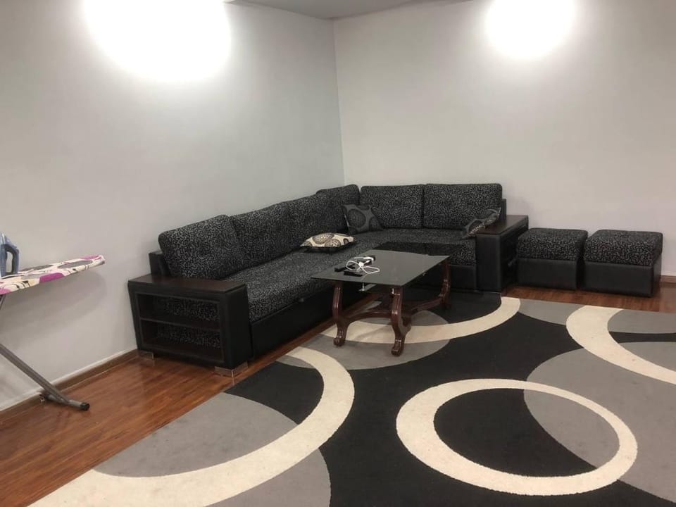 Modern stroy 40 Apartment in Europe