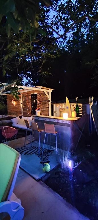 Family house,Private Pool,Movie Lounge,Pizza oven. Vacation rental in Brittany