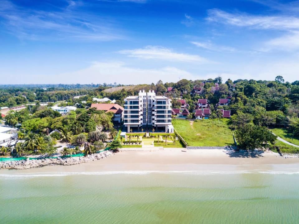 Escape Condos Luxury Studio Mae Phim - E155 Apartment in Chon Buri Changwat