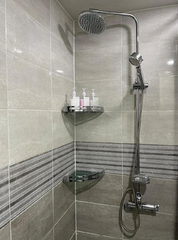 RE:Stay #Sillim#Dangok Station 10 MIN #Netflix Villa in Seoul