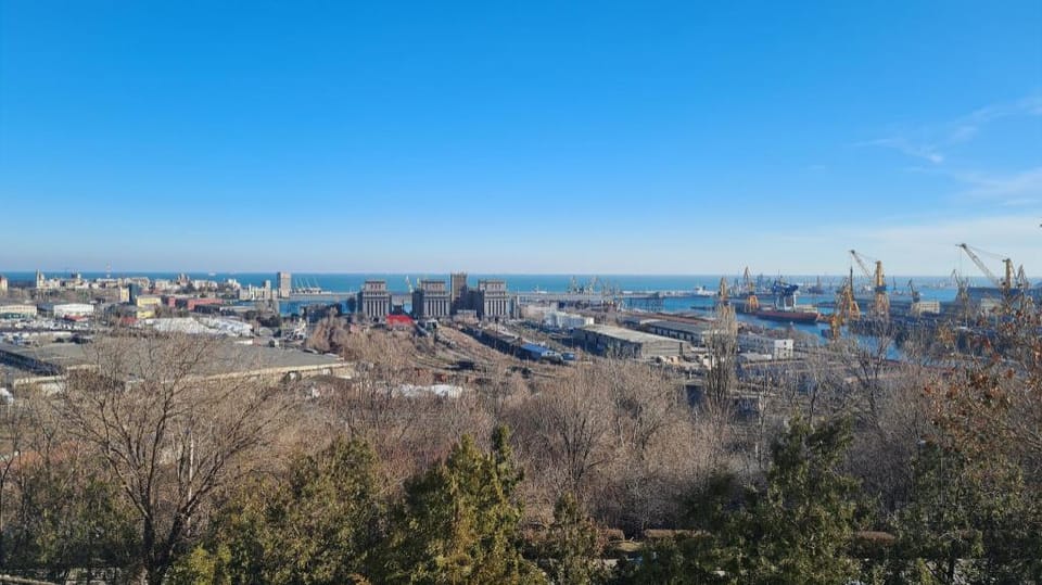 Traian Sea View Studio Apartment in Constanta