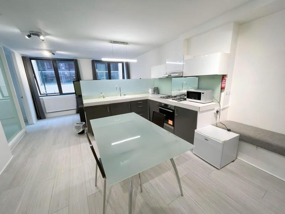 Two Bedroom Apartment Central London Modern design Apartment in London Borough of Islington