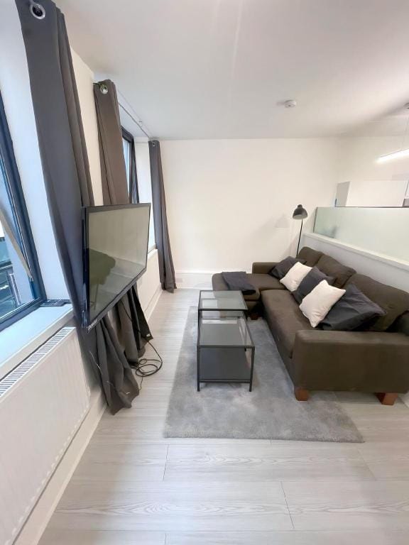 Two Bedroom Apartment Central London Modern design Apartment in London Borough of Islington