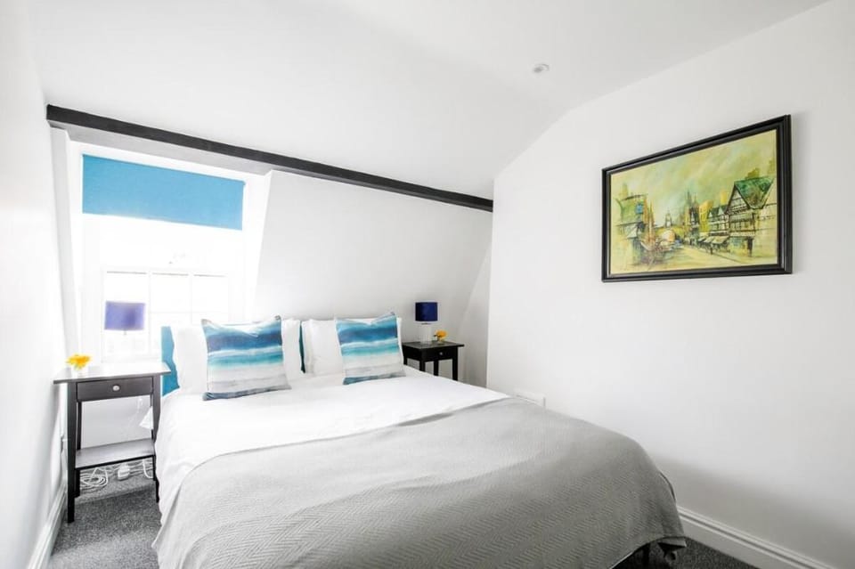 Chester Stays - Beautiful loft apt with parking Vacation rental in Chester