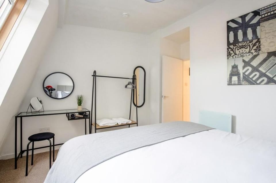 Chester Stays- Best Value Apartment & Free Parking Vacation rental in Chester