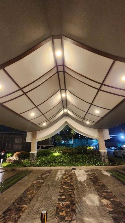 mandaluyong 2 br condo for rent Apartment in Mandaluyong