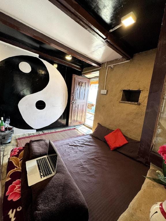 100-Year-Old Himachali Mudhouse Vacation rental in Himachal Pradesh